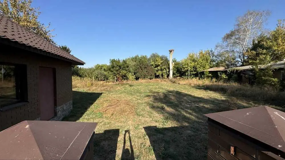 Продаж земельної ділянки під забудову неподалік річки в Петрівці  | Приват житло