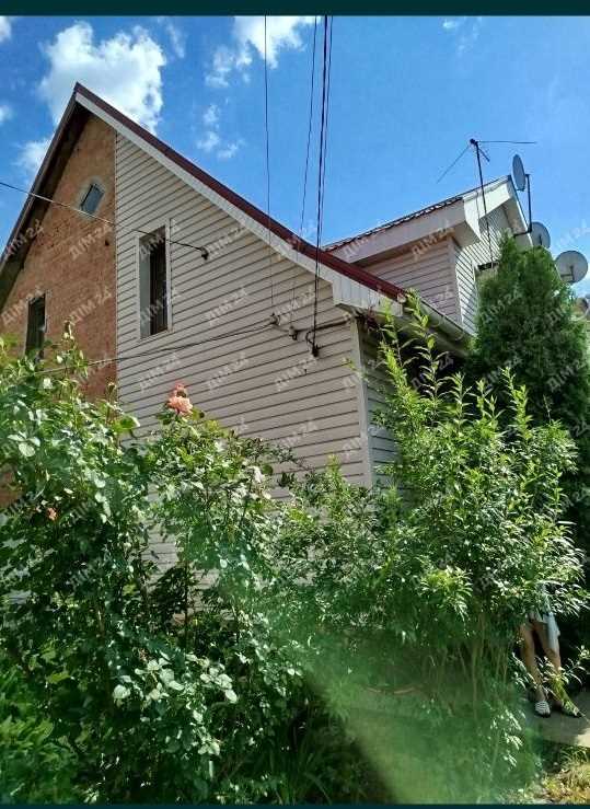 Частина будинку на Подолі! | Приват житло