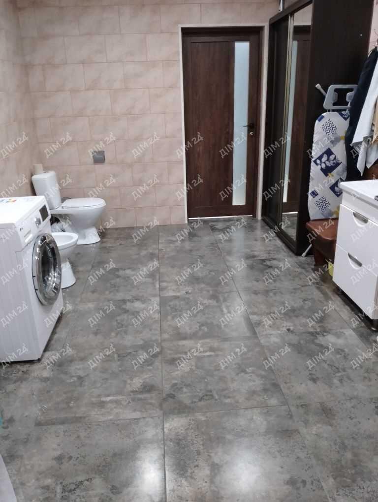 Просторий будинок в мальовничому місці Полтави – ваш ідеальний дім! | Приват житло