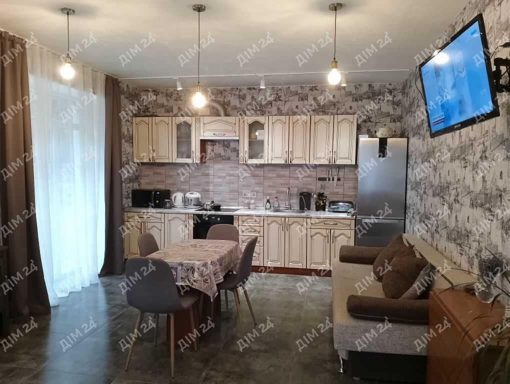 Просторий будинок в мальовничому місці Полтави – ваш ідеальний дім! | Приват житло