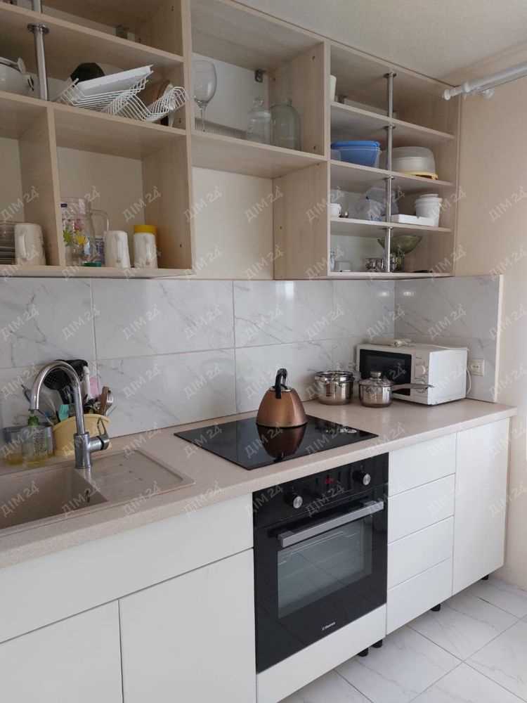 Сучасна двохкімнатна квартира в Карлівці | Приват житло