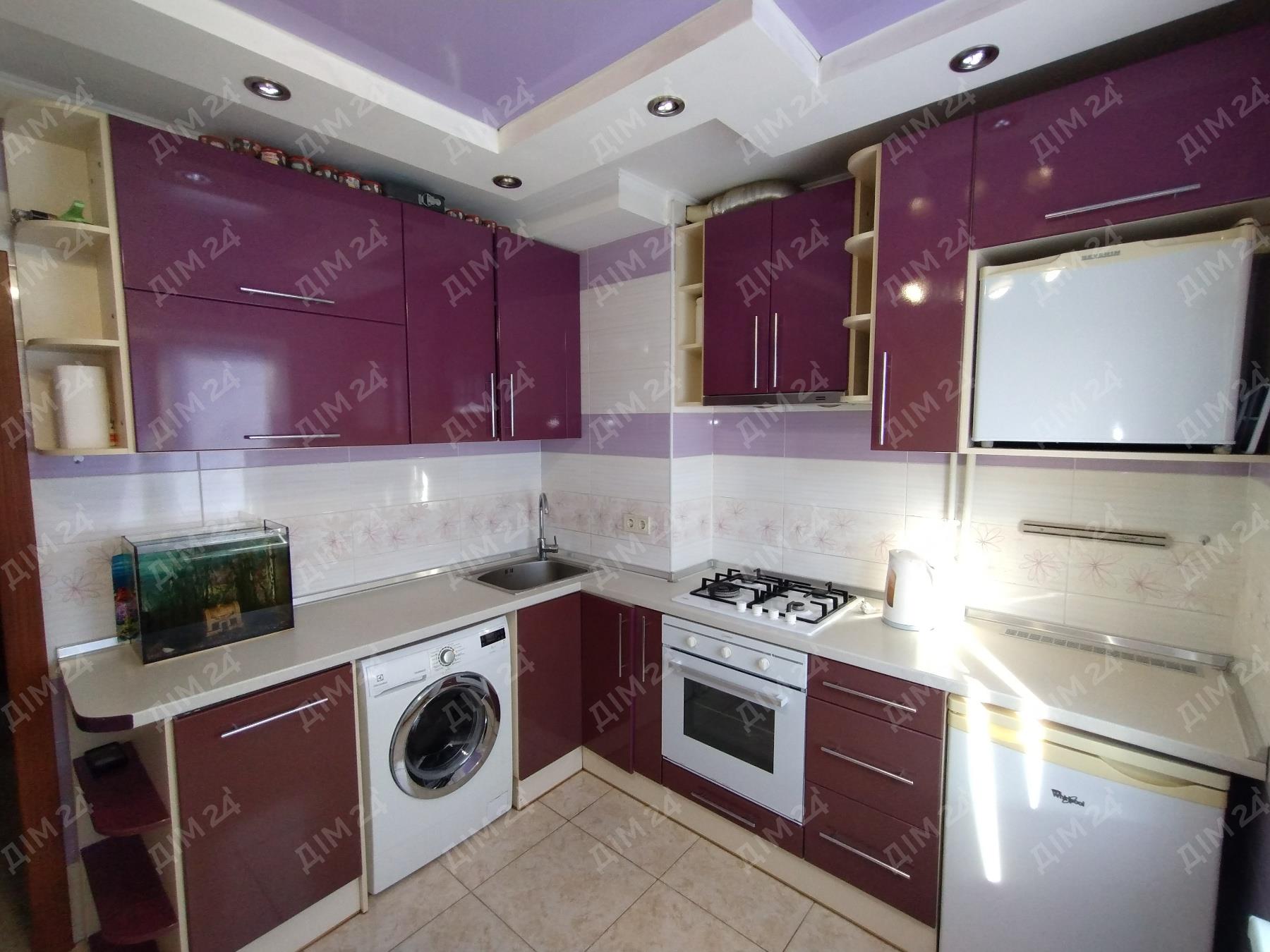 Затишна 2-х кімнатна квартира на Садах-1 | Приват житло