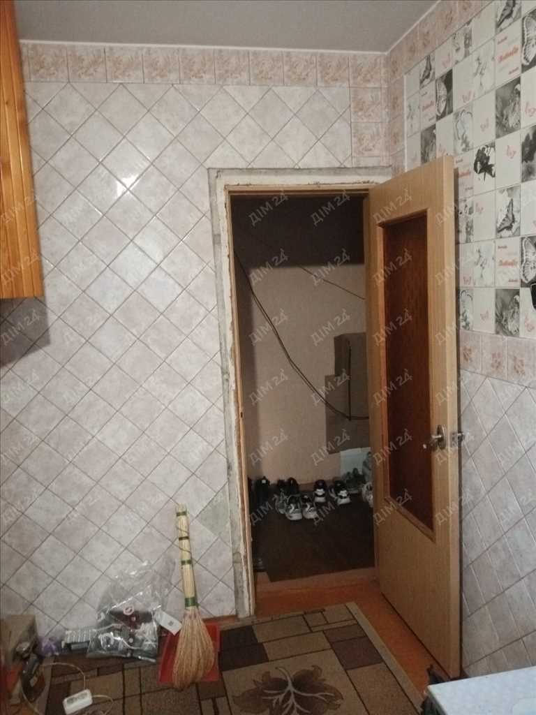 Велика 3х кімнатна квартира Мотелі по вул. 23го вересня.

 | Приват житло