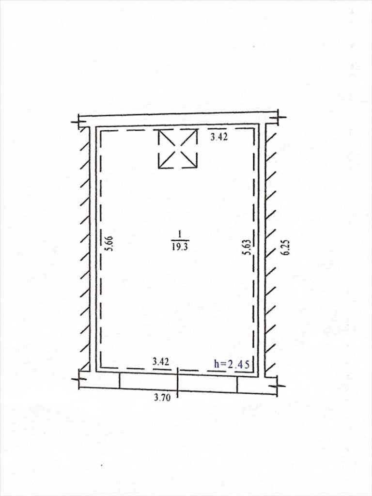 Цегляний гараж на Подолі. | Приват житло