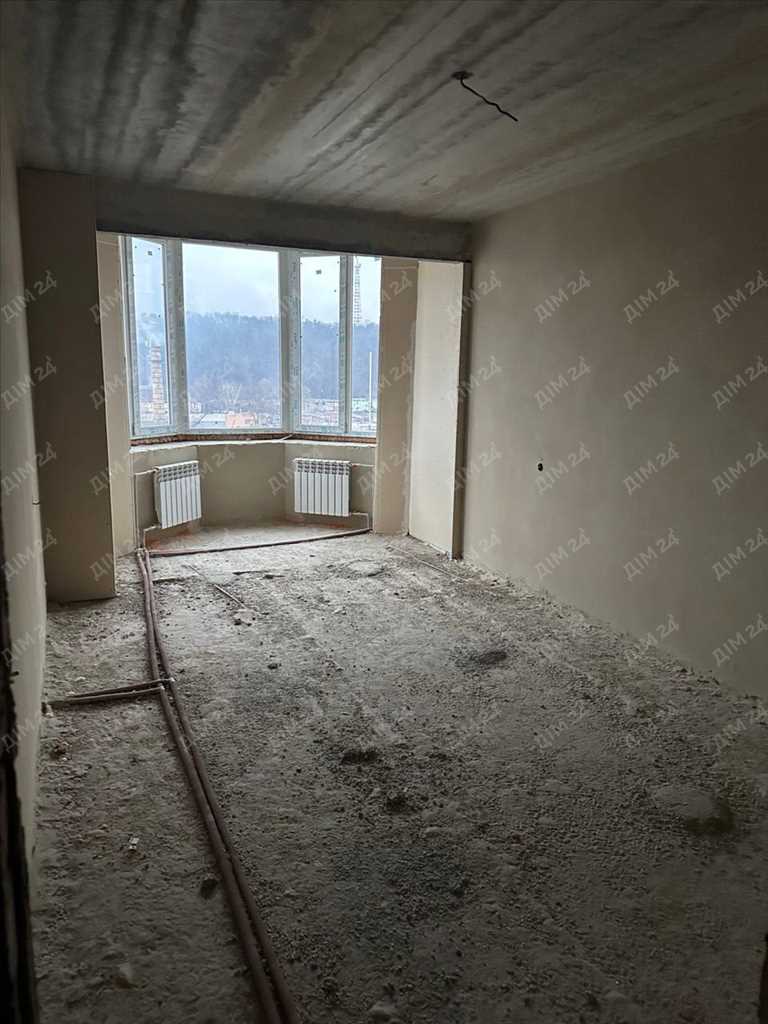 Простора квартира в новобудові. | Приват житло