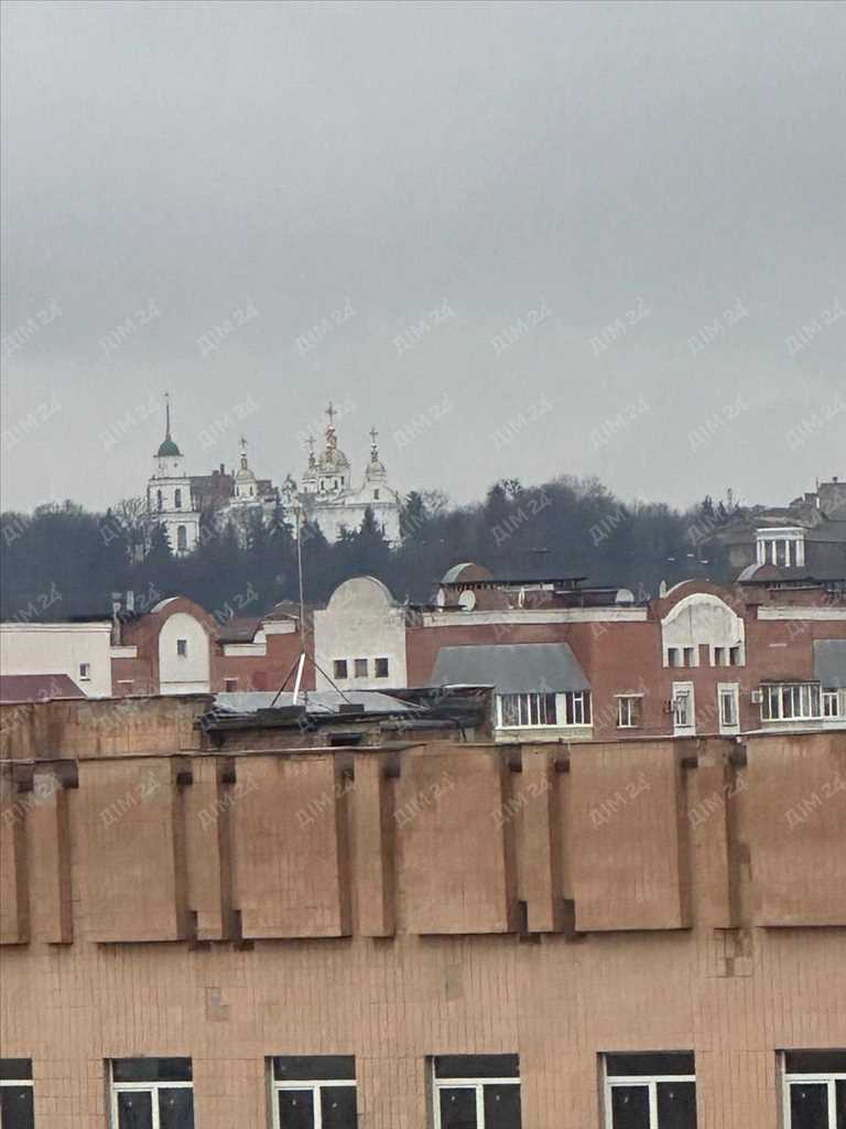 Простора квартира в новобудові. | Приват житло