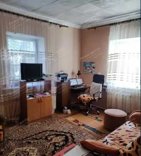 В продажі окремий будинок,р-н Червоний шлях. | Приват житло