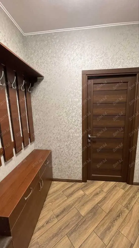 Трикімнатна квартира на Розсошенцях в ЖК Садовий | Приват житло