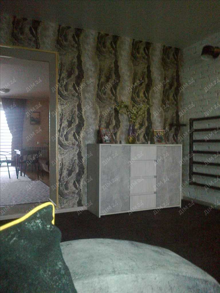 5- кім квартира в м. Карлівка | Приват житло