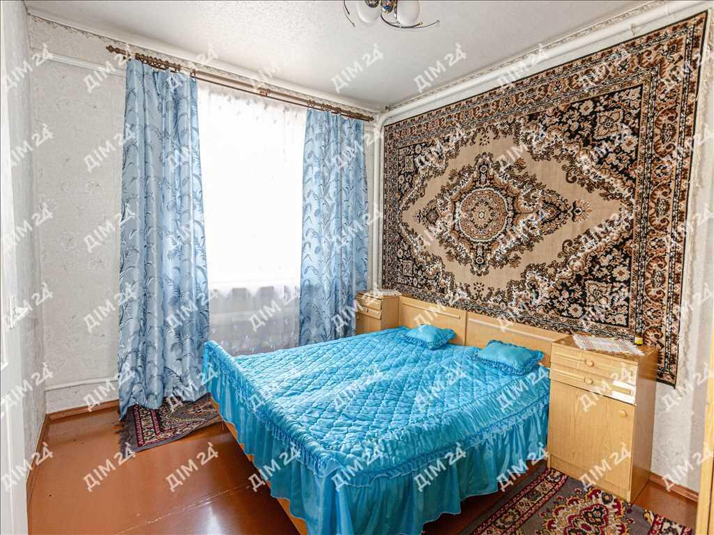 Будинок з господарськими спорудами у Решетилівці | Приват житло