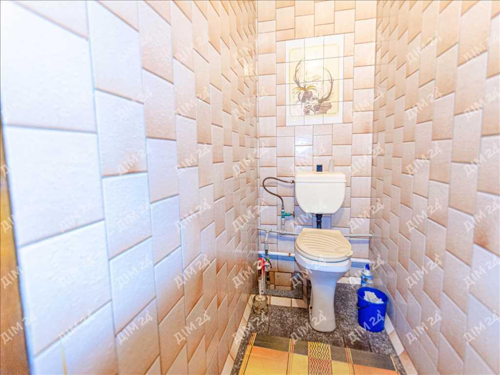 Будинок з господарськими спорудами у Решетилівці | Приват житло