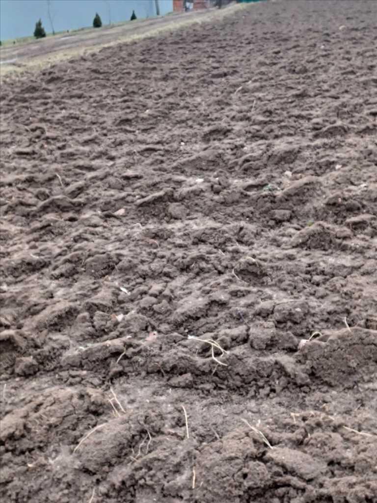 Ділянка під будівництво в с.Говтвянчик | Приват житло