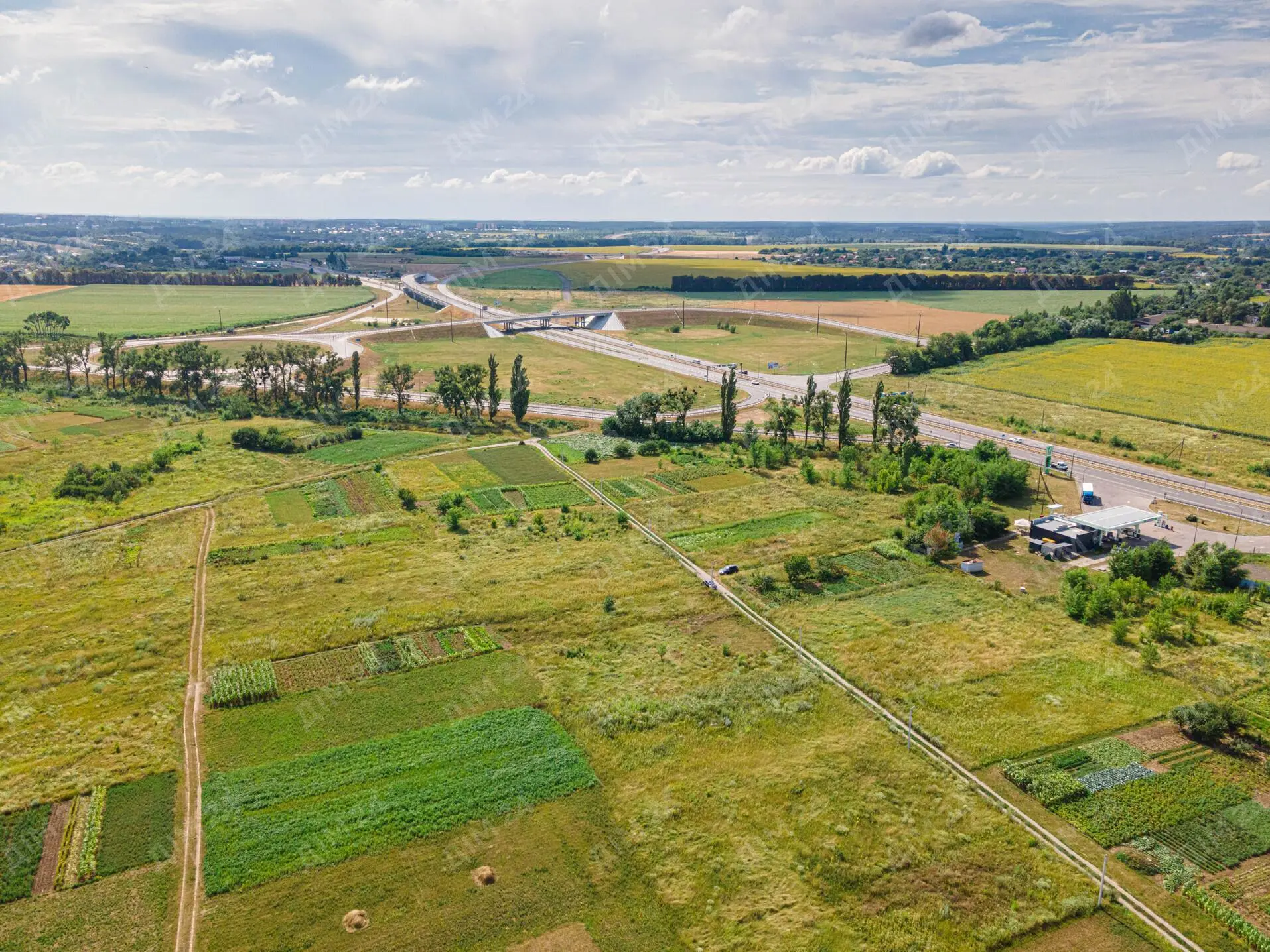 Ділянка в Супрунівці, світло по межі.  | Приват житло
