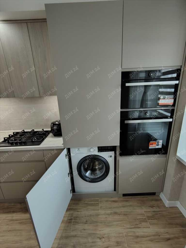 Однокімнатна квартира в новобудові з ремонтом | Приват житло