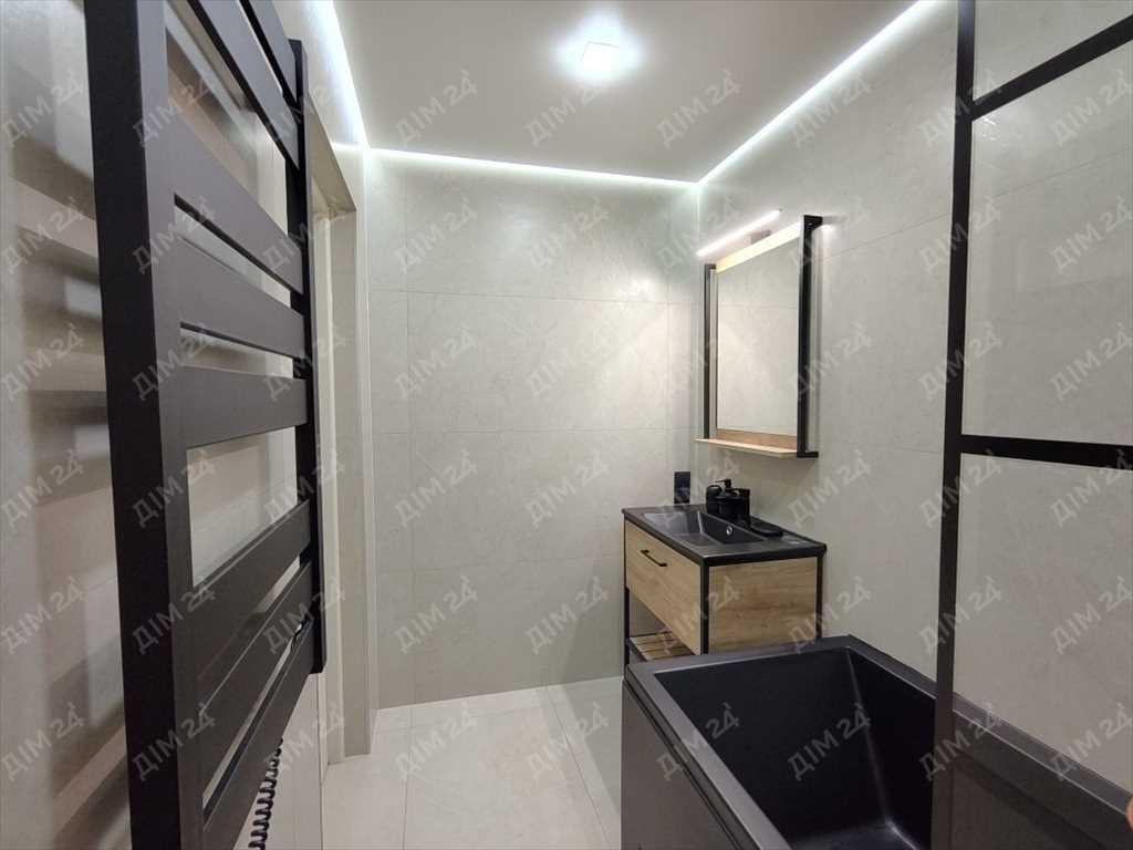 Однокімнатна квартира в новобудові з ремонтом | Приват житло