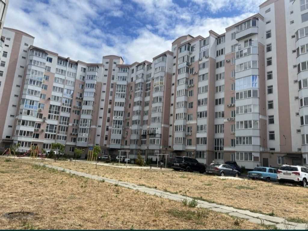 Трикімнатна квартира на Леваді | Приват житло