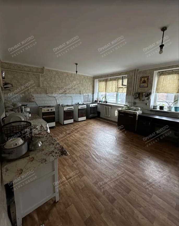 Продається простора кімната | Приват житло