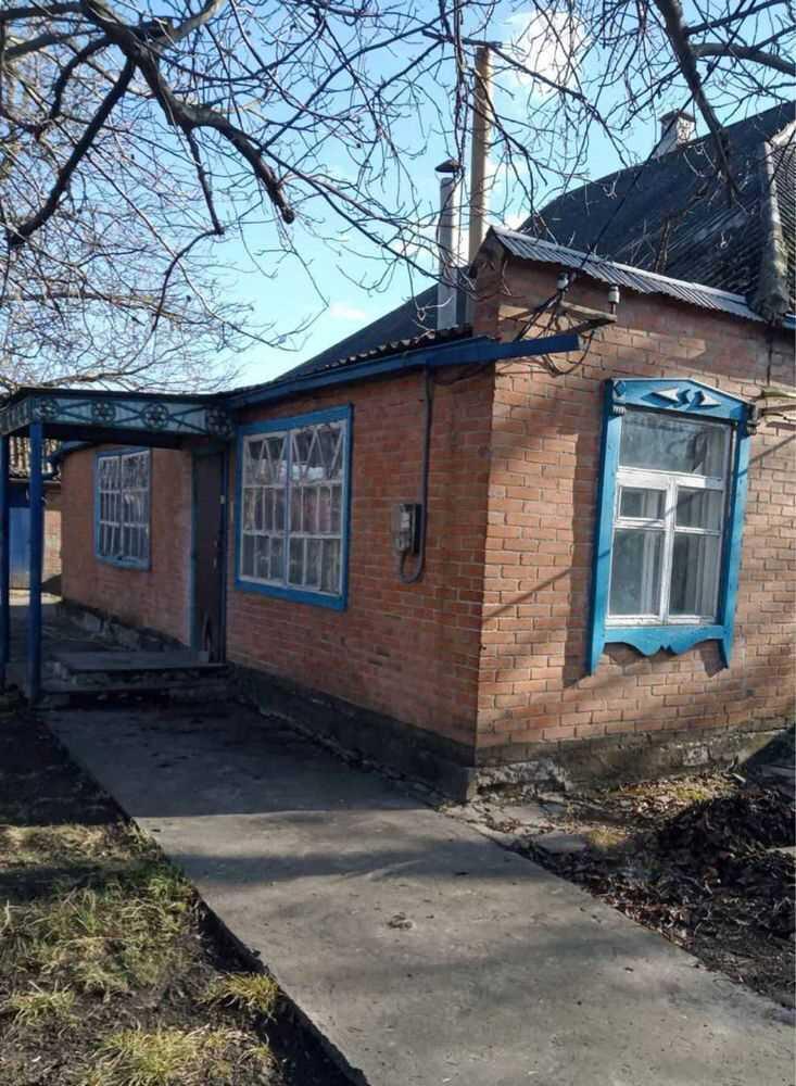 Продаж частини будинку з окремим правом власності. | Приват житло