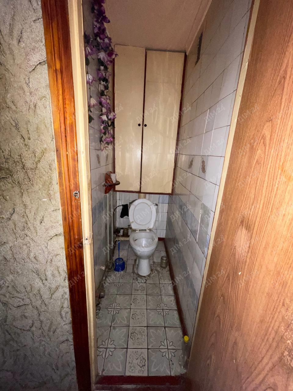 Простора трикімнатна квартира на Подолі | Приват житло