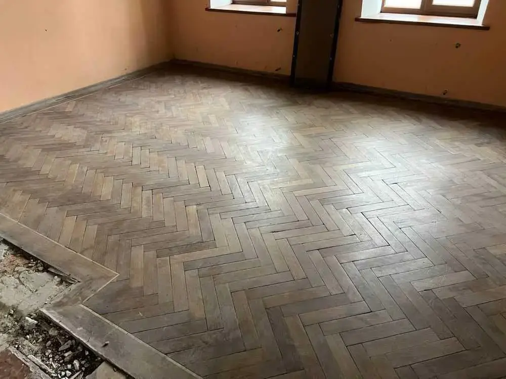 Історична будівля в центральній частині міста | Приват житло