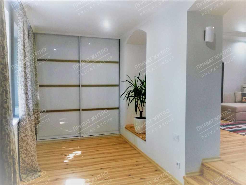 3 кімнатна квартира в центрі міста. | Приват житло