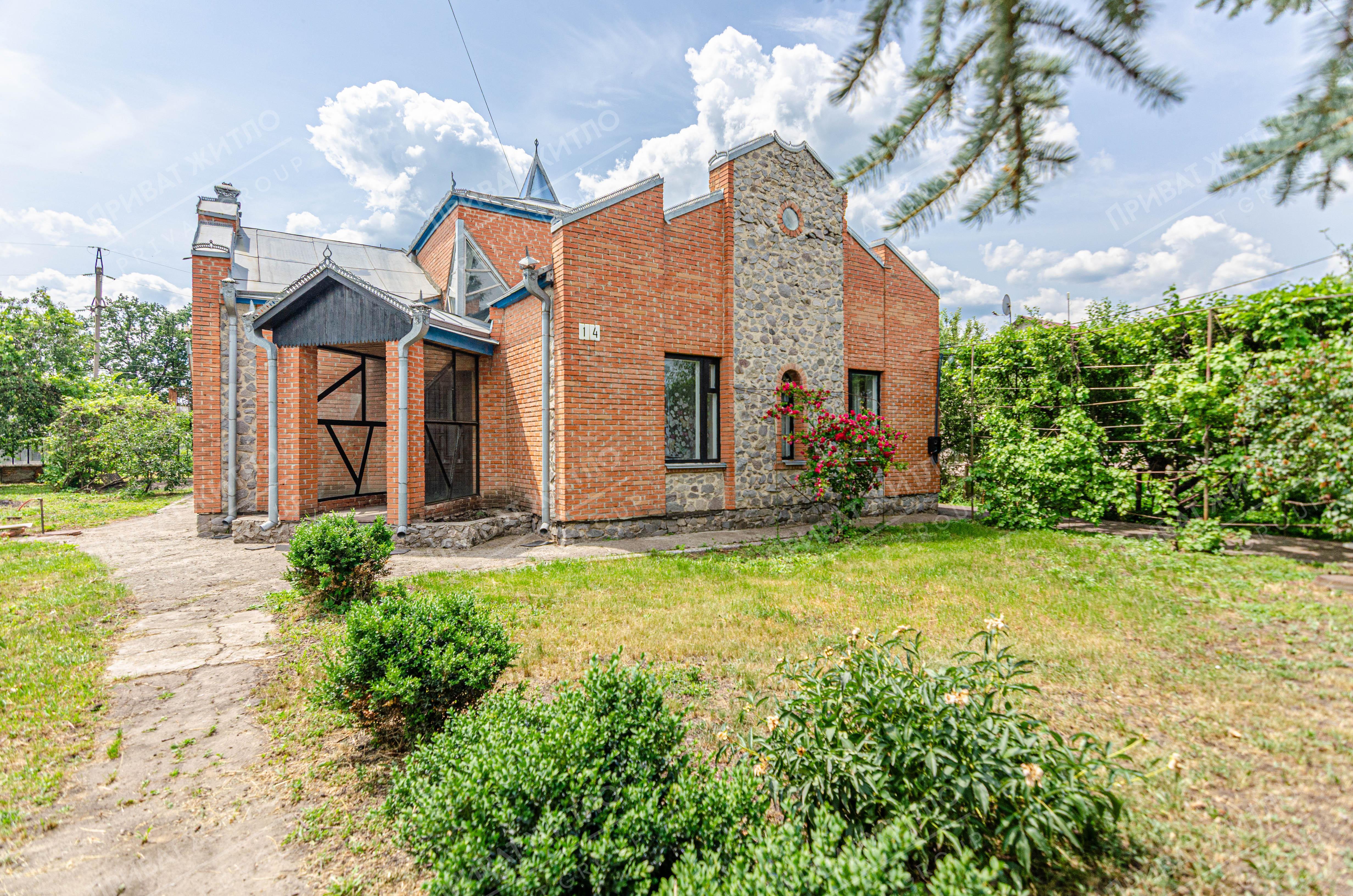 Окремий будинок біля Полтави.  | Приват житло