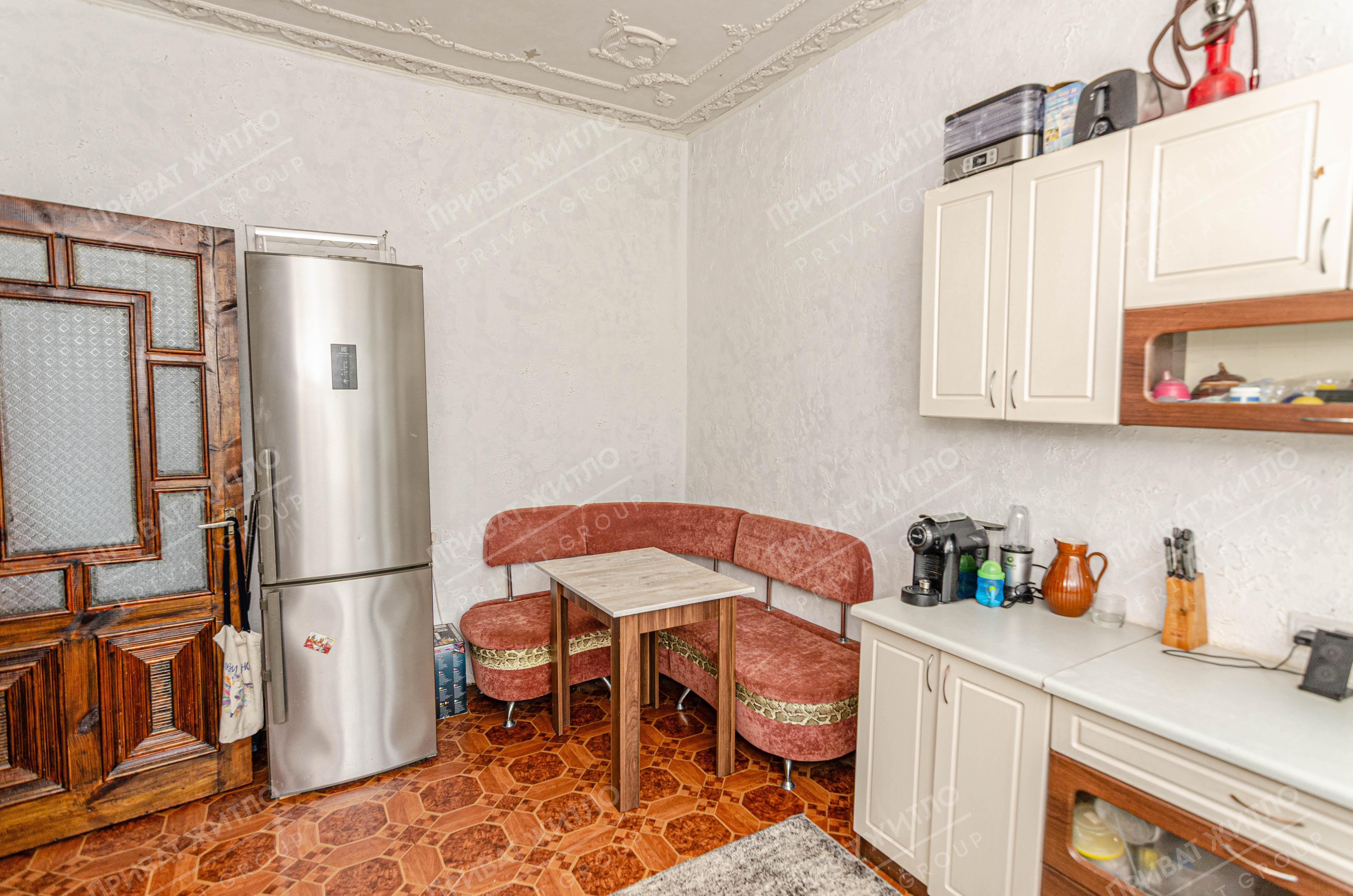 Окремий будинок біля Полтави.  | Приват житло