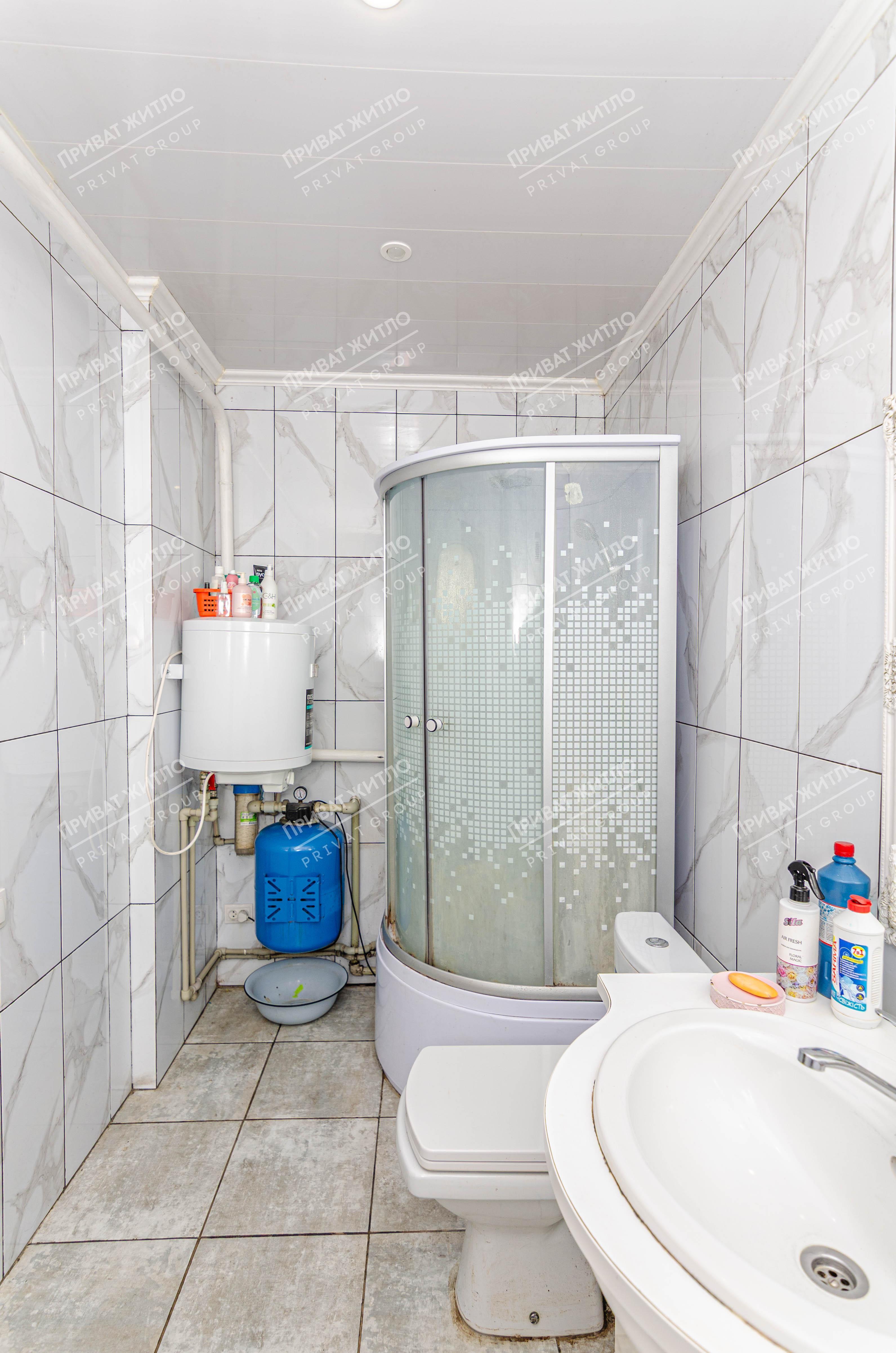 Продається гарний будинок в передмісті Полтави. | Приват житло