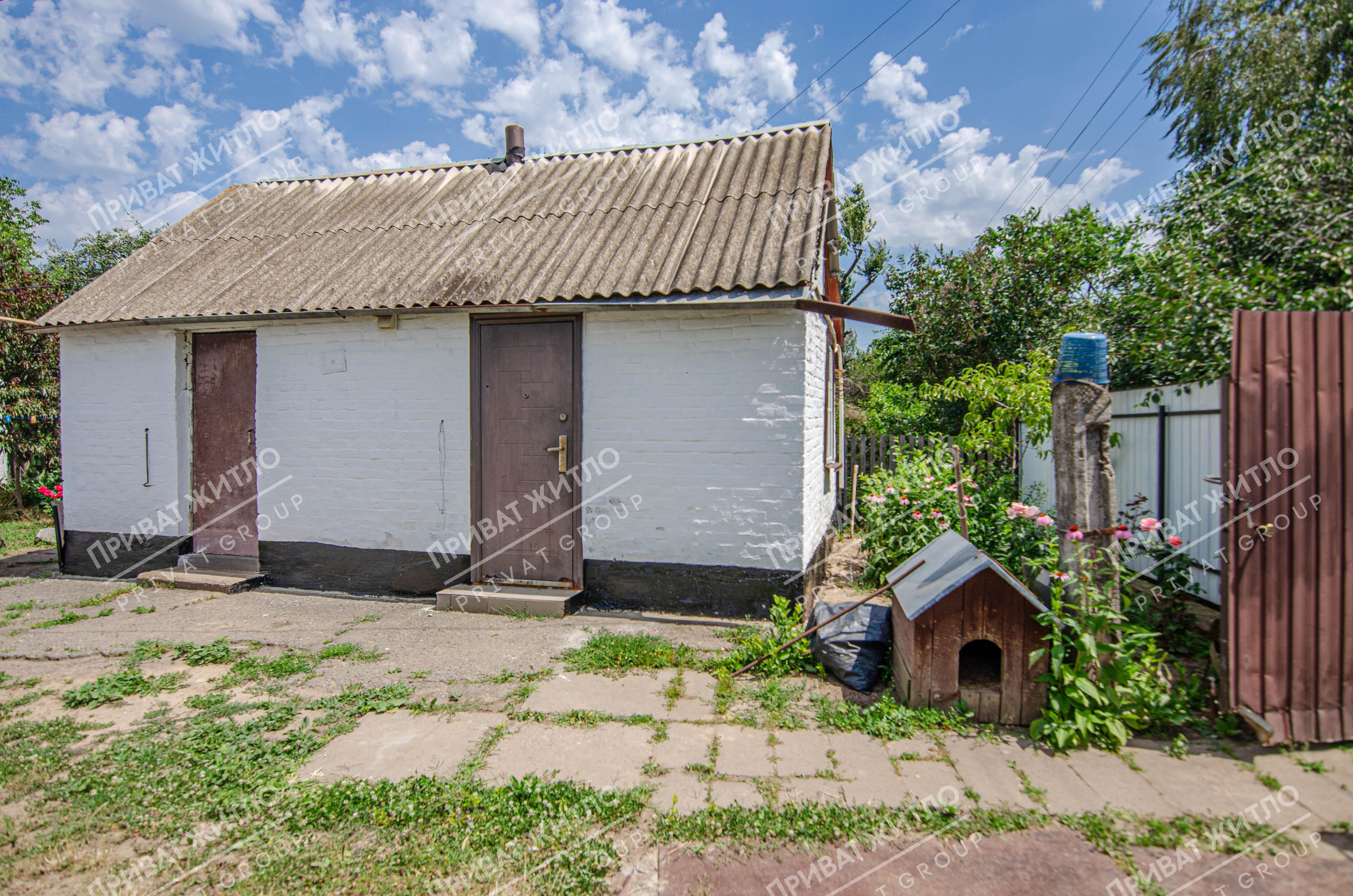 Продається гарний будинок в передмісті Полтави. | Приват житло