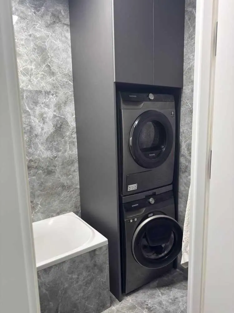 Продаж двокімнатної квартири в ЖК 