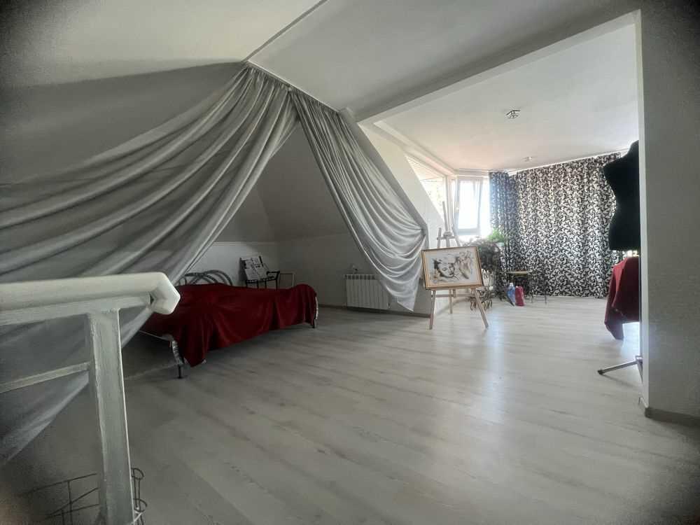 Будинок в пригороді Полтави | Приват житло