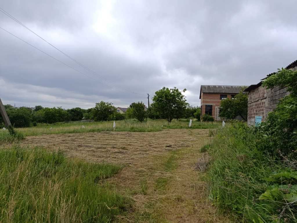 Чудова земельна ділянка біля зупинки ГРЛ | Приват житло