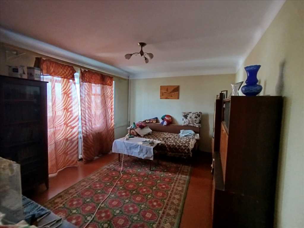 Двокімнатна квартира біля тролейбусного депо | Приват житло