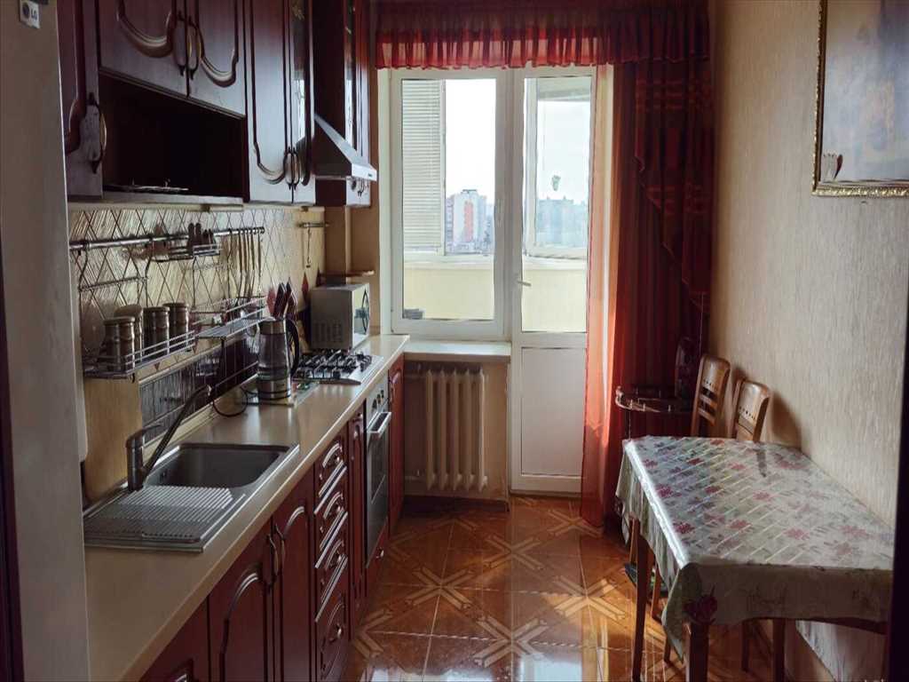 Класичний і вишуканий стиль у центрі міста. | Приват житло