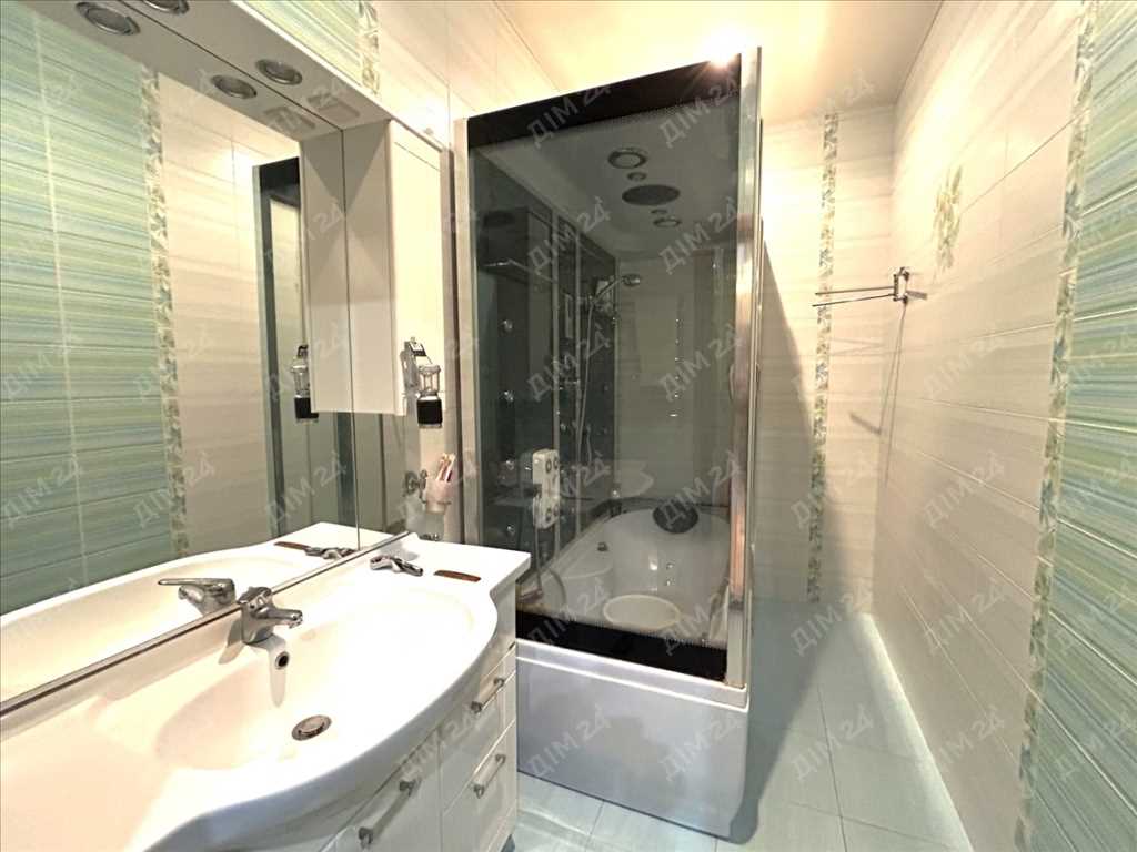 2 кімнатна квартира з ремонтом та індивідуальним опаленням у центрі Полтави | Приват житло