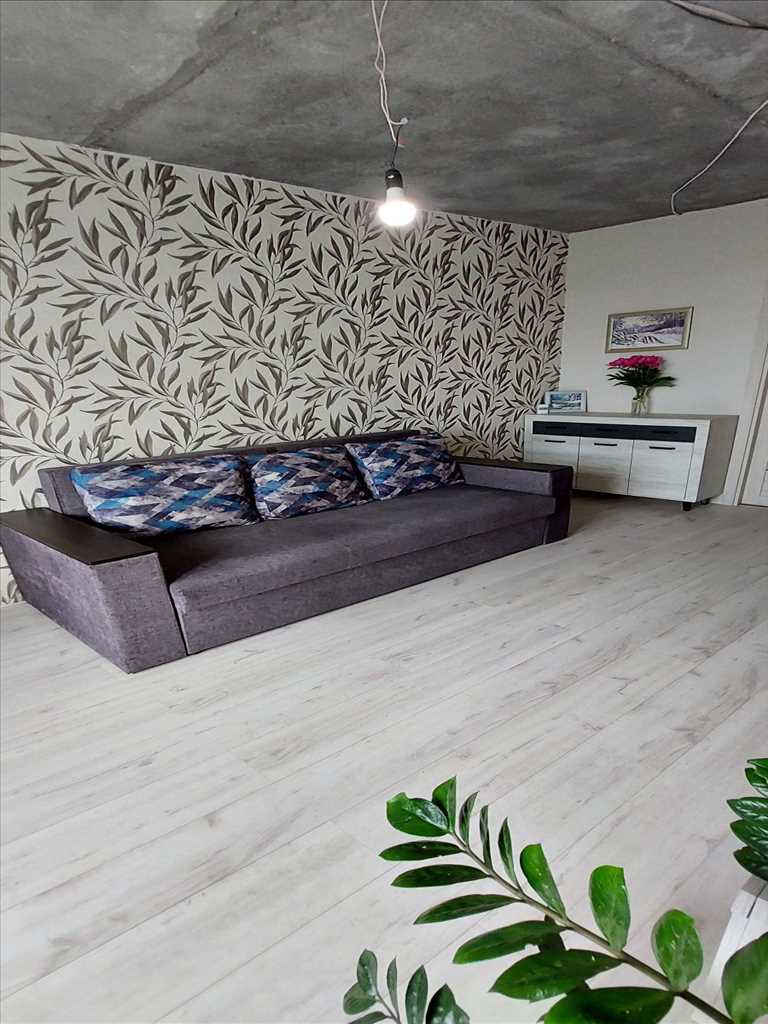 Простора квартира в новобудові! | Приват житло