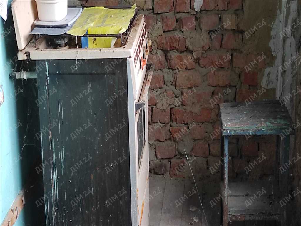 Земельна ділянка з будинком під ремонт, Івонченці | Приват житло