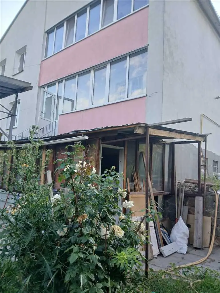 Будинок під хостел або для великої родини в Яру | Приват житло