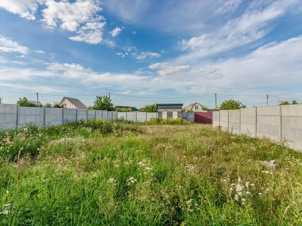 Продаж земельної ділянки — 28 соток, траса Київ–Харків | Приват житло
