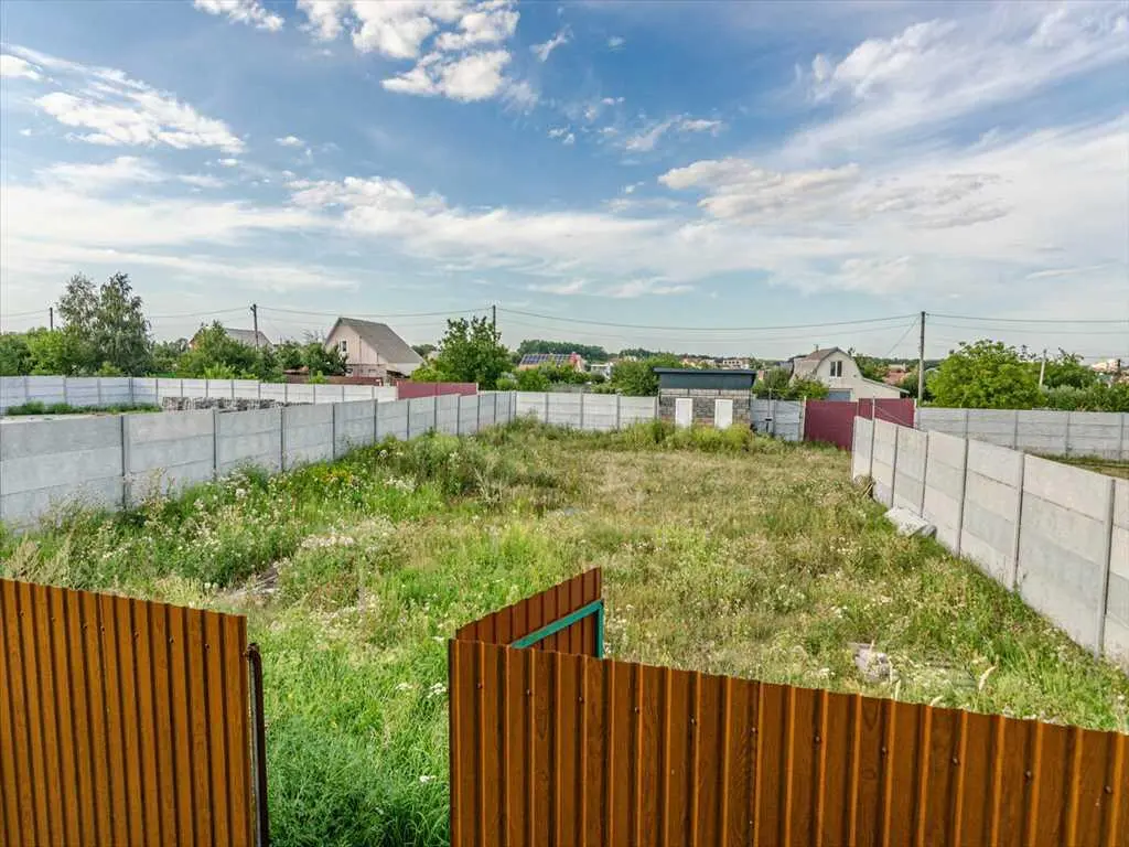 Продаж земельної ділянки — 28 соток, траса Київ–Харків | Приват житло