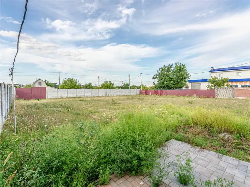 Продаж земельної ділянки — 28 соток, траса Київ–Харків | Приват житло