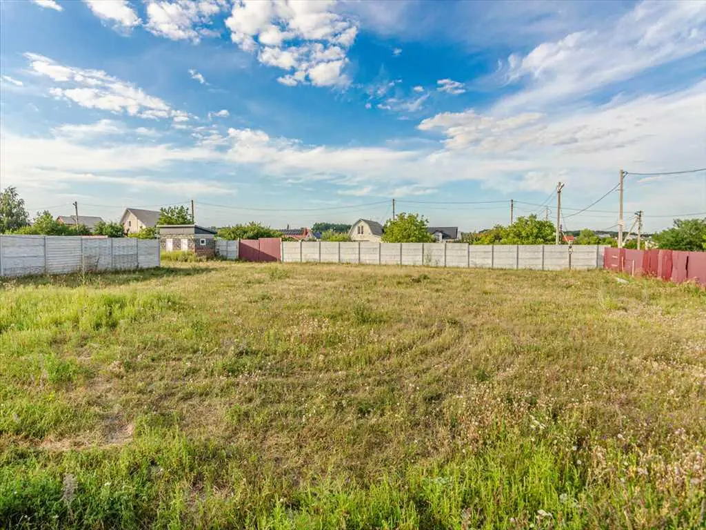 Продаж земельної ділянки — 28 соток, траса Київ–Харків | Приват житло