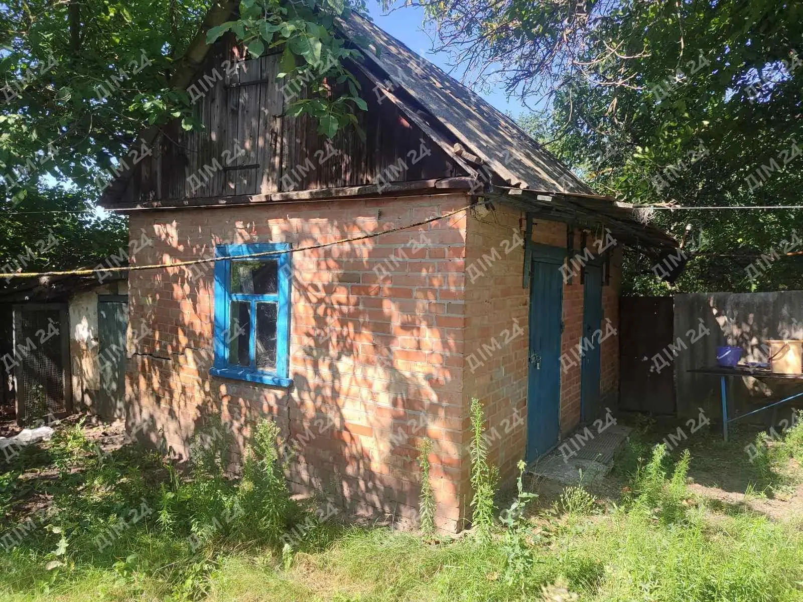 Сем`янівка. Будинок з комунікаціями біля річки. | Приват житло