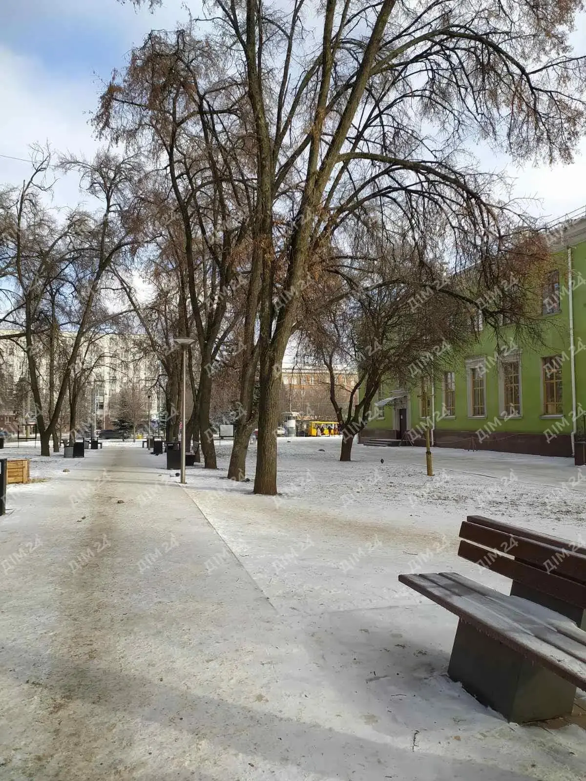 Квартира в центрі, район школи № 5 | Приват житло