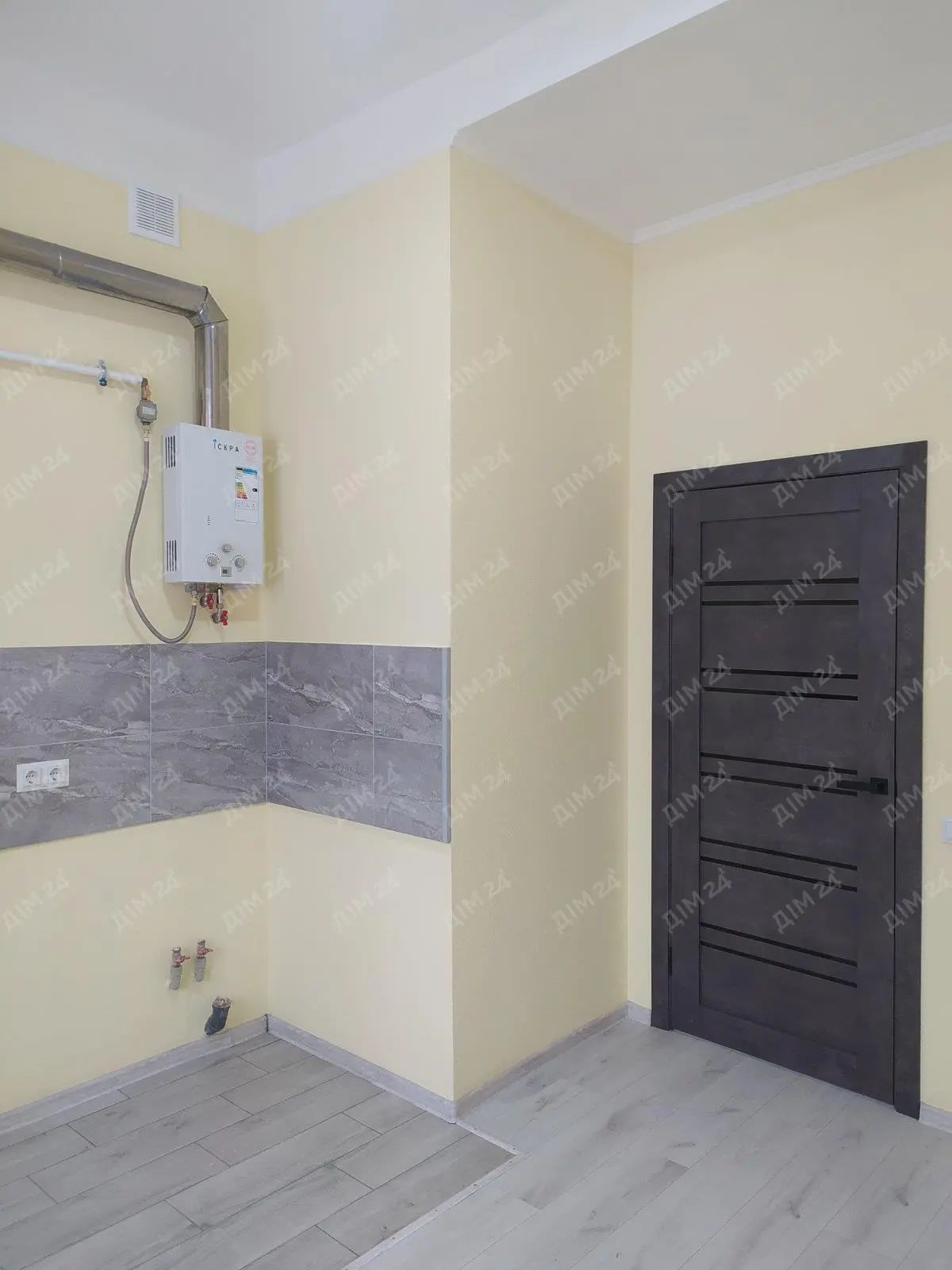 Квартира в центрі, район школи № 5 | Приват житло