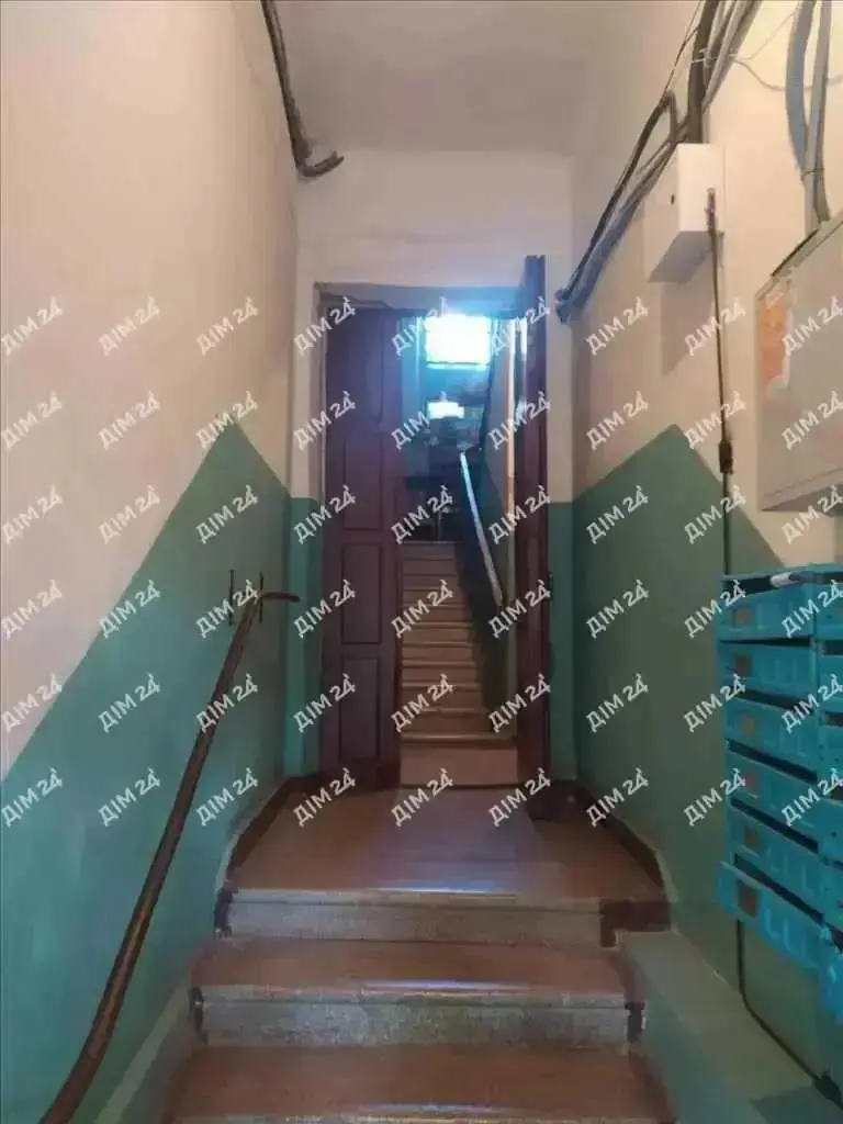 Квартира в центрі, район школи № 5 | Приват житло