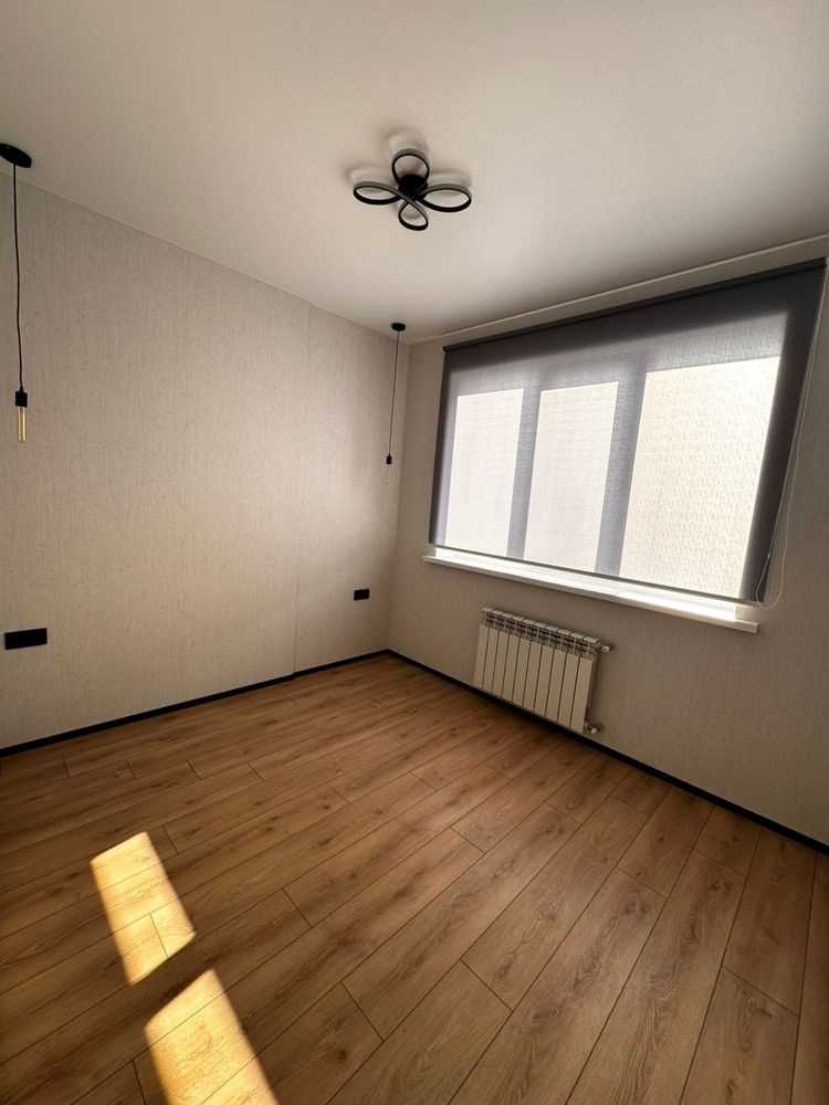 Однокімнатна з ремонтом  в ЖК Пелюстковий | Приват житло