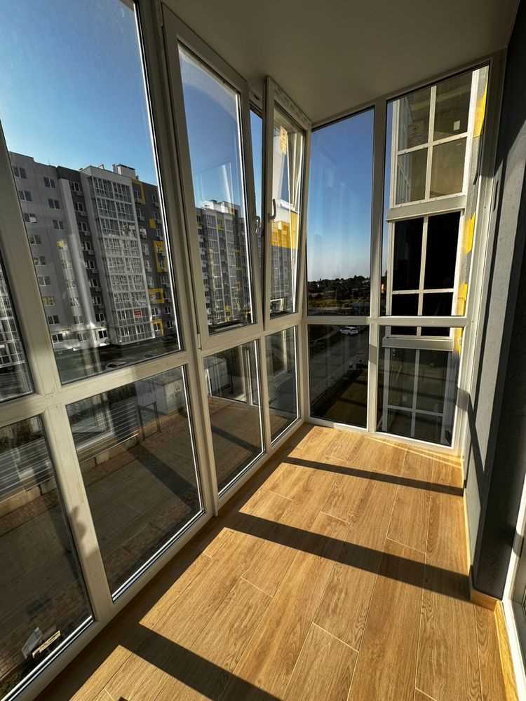 Однокімнатна з ремонтом  в ЖК Пелюстковий | Приват житло