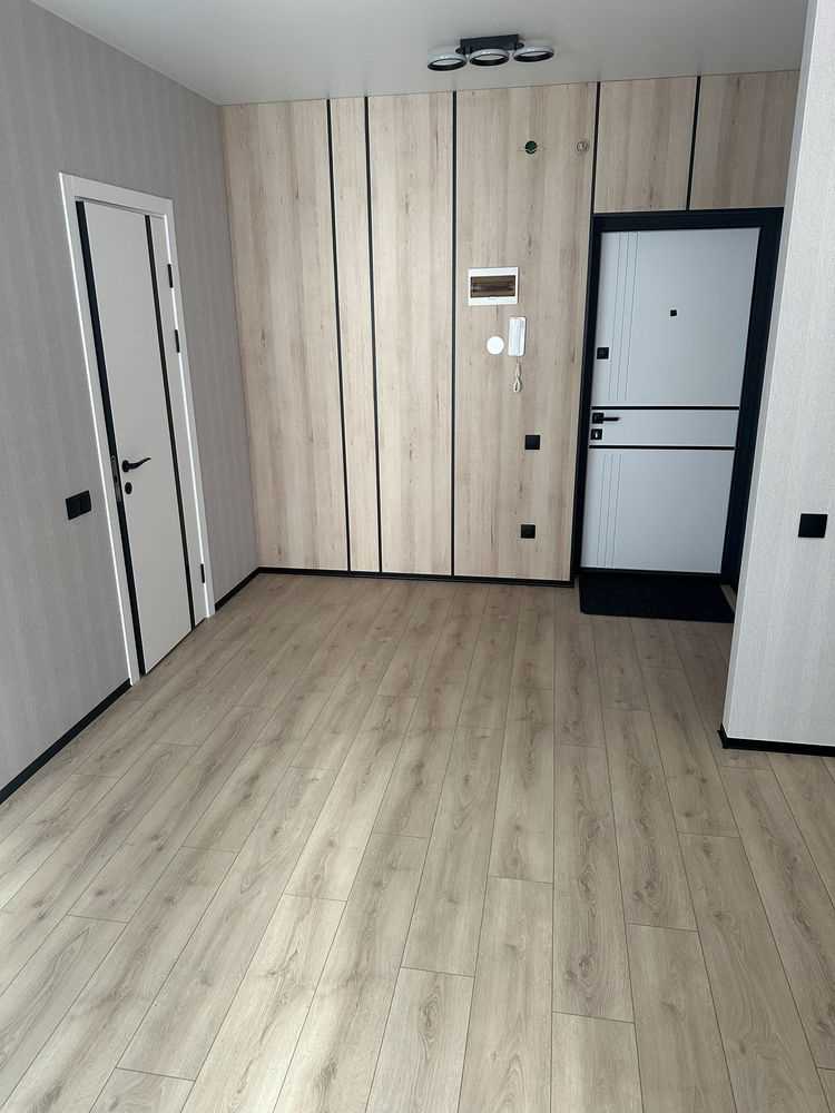 Однокімнатна з ремонтом  в ЖК Пелюстковий | Приват житло