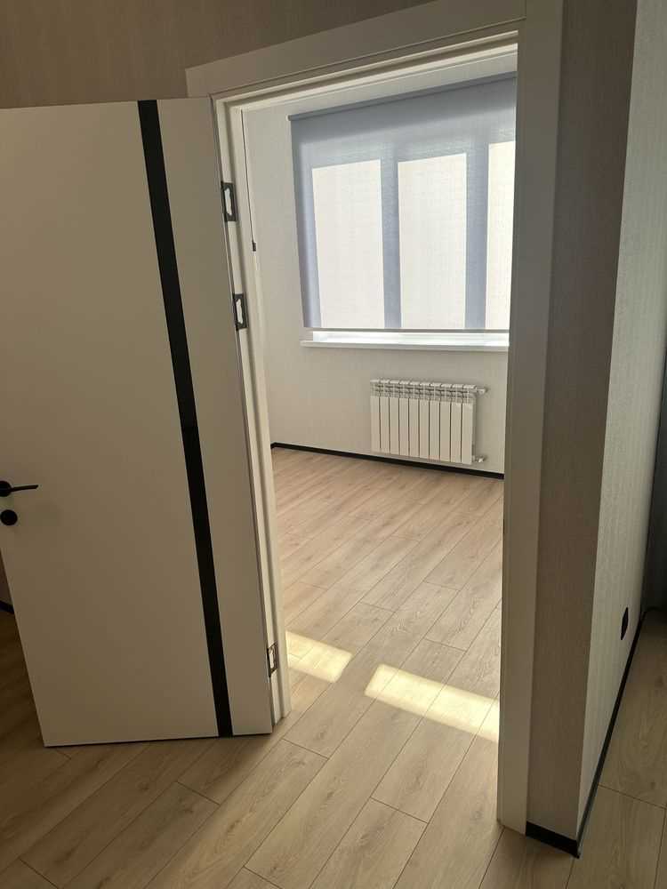 Однокімнатна з ремонтом  в ЖК Пелюстковий | Приват житло